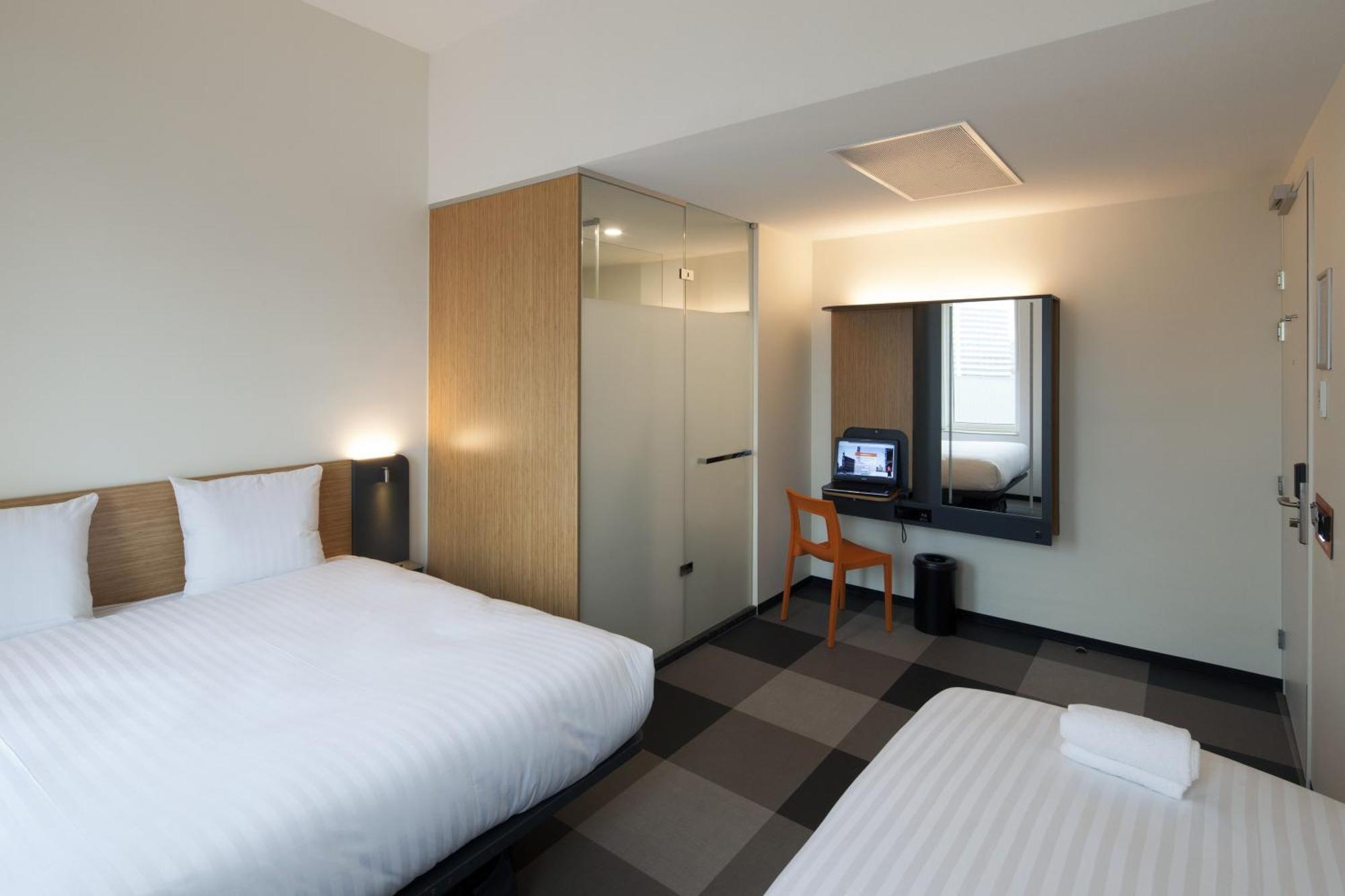 Easyhotel Arena Boulevard 2* Amsterdam